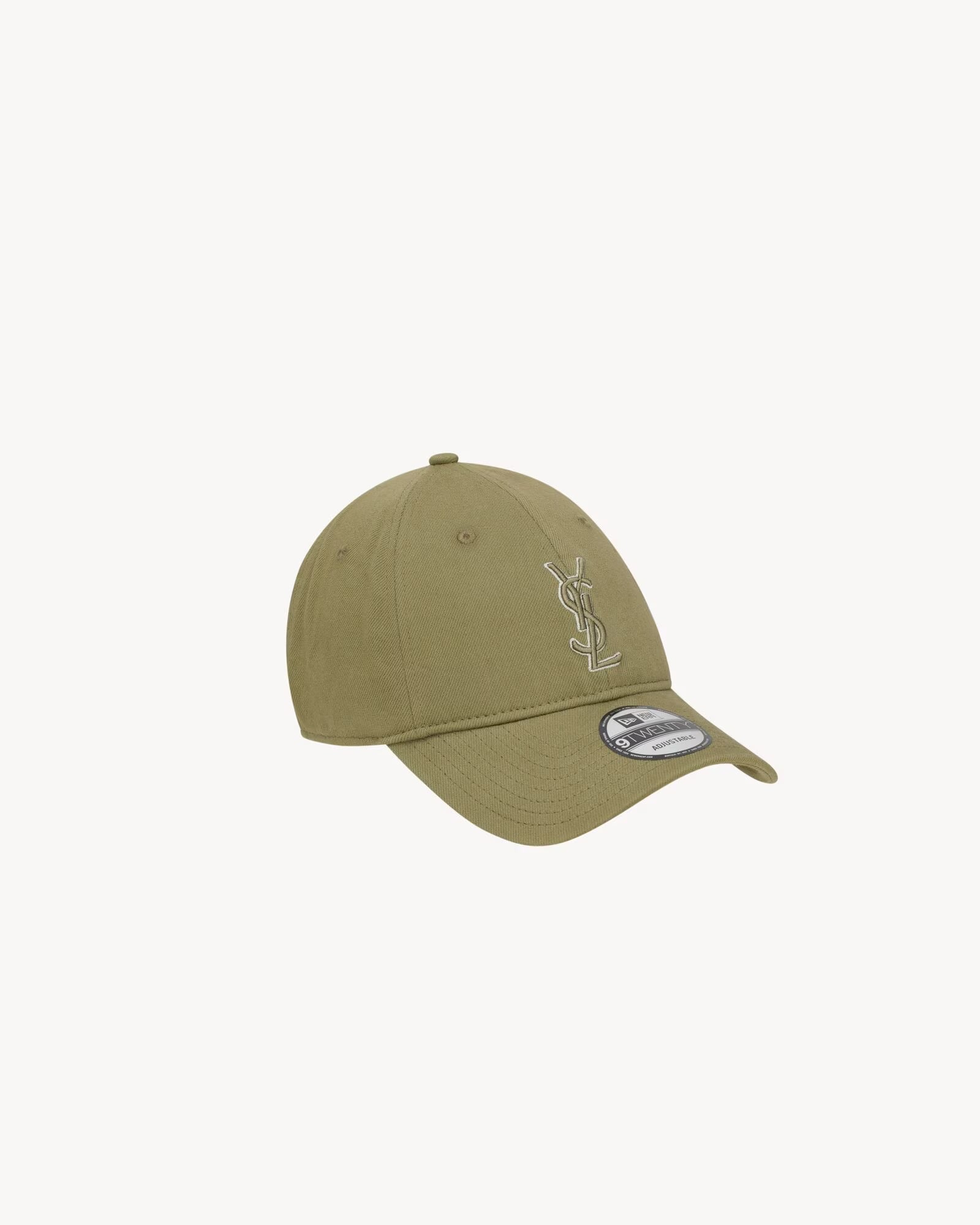 Saint Laurent gorra New Era