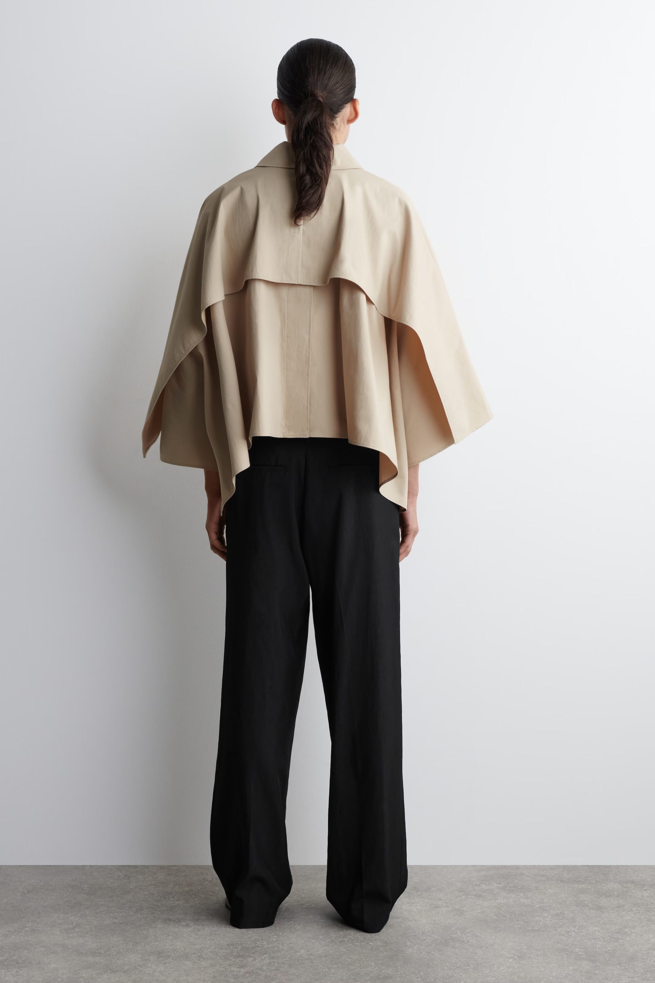 GABARDINA CAPA CROPPED
