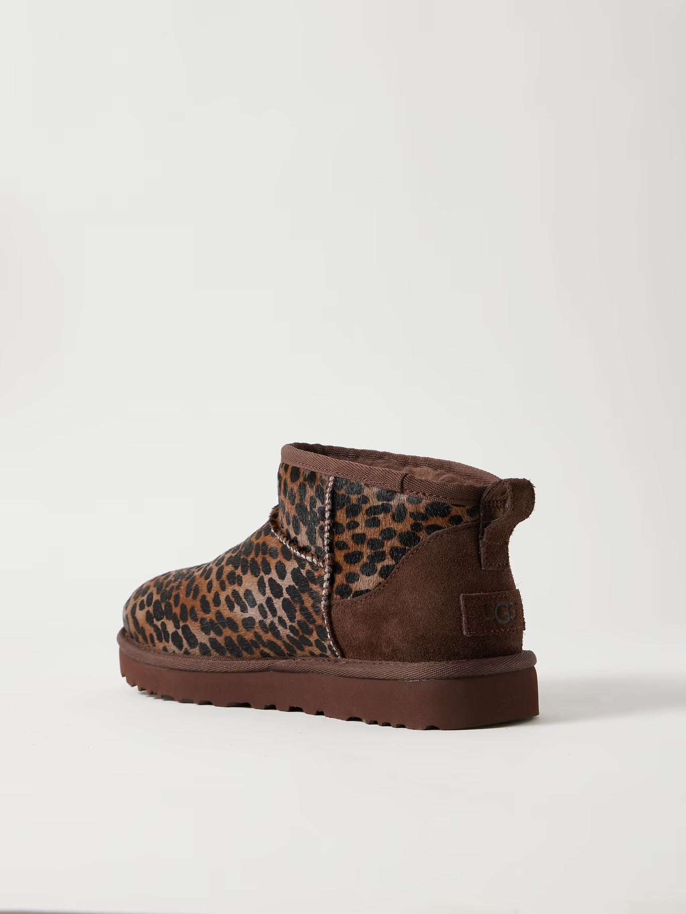 Botas UGG CLASSIC ULTRA MINI CASPIAN