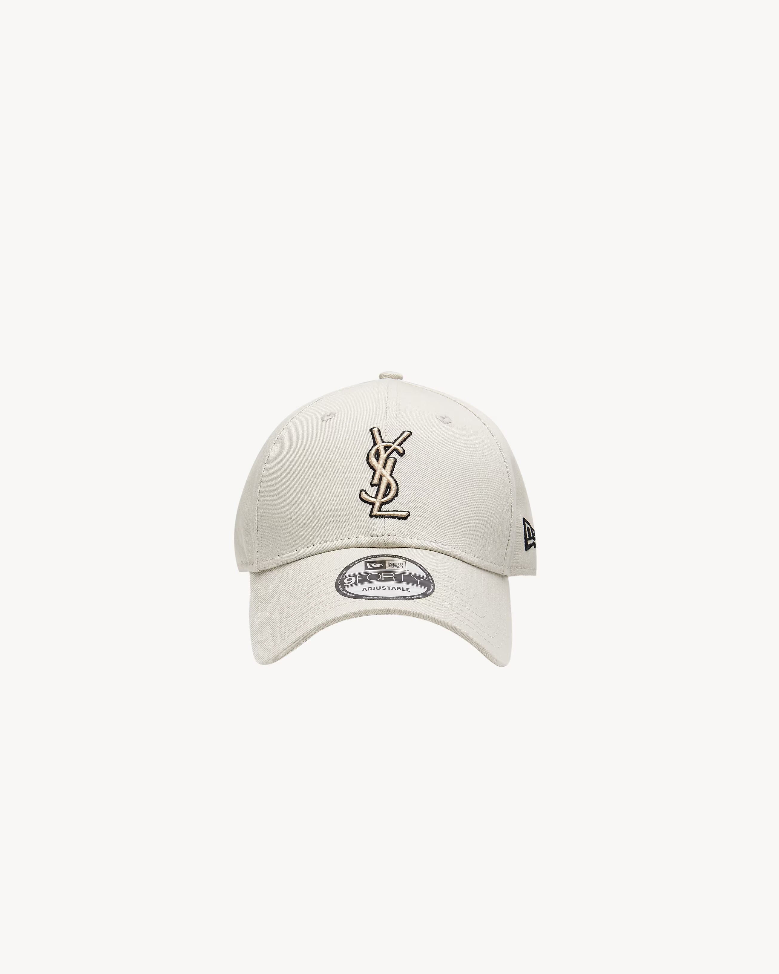 Saint Laurent gorra New Era