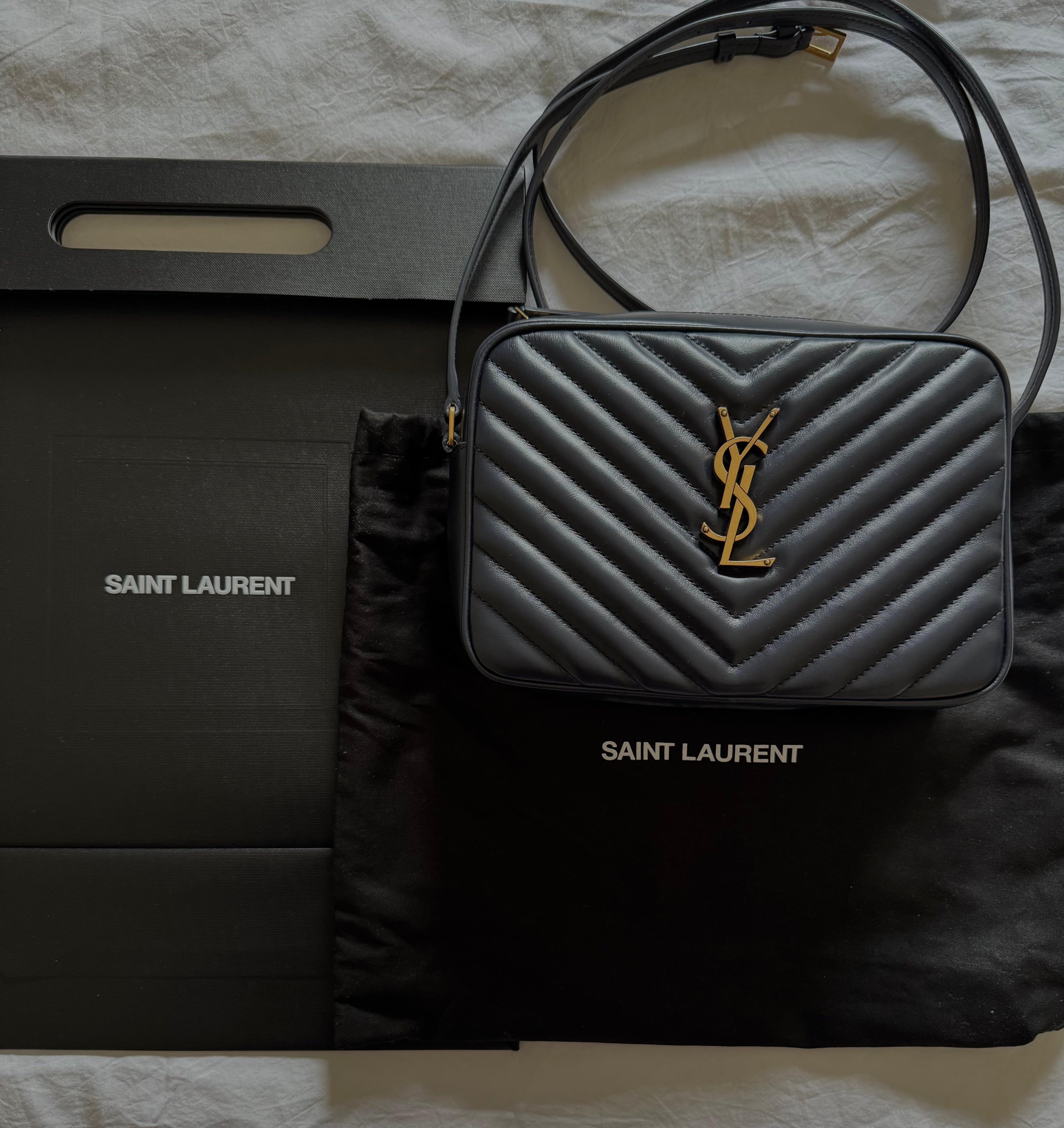Bolso Saint Laurent Lou camera bag