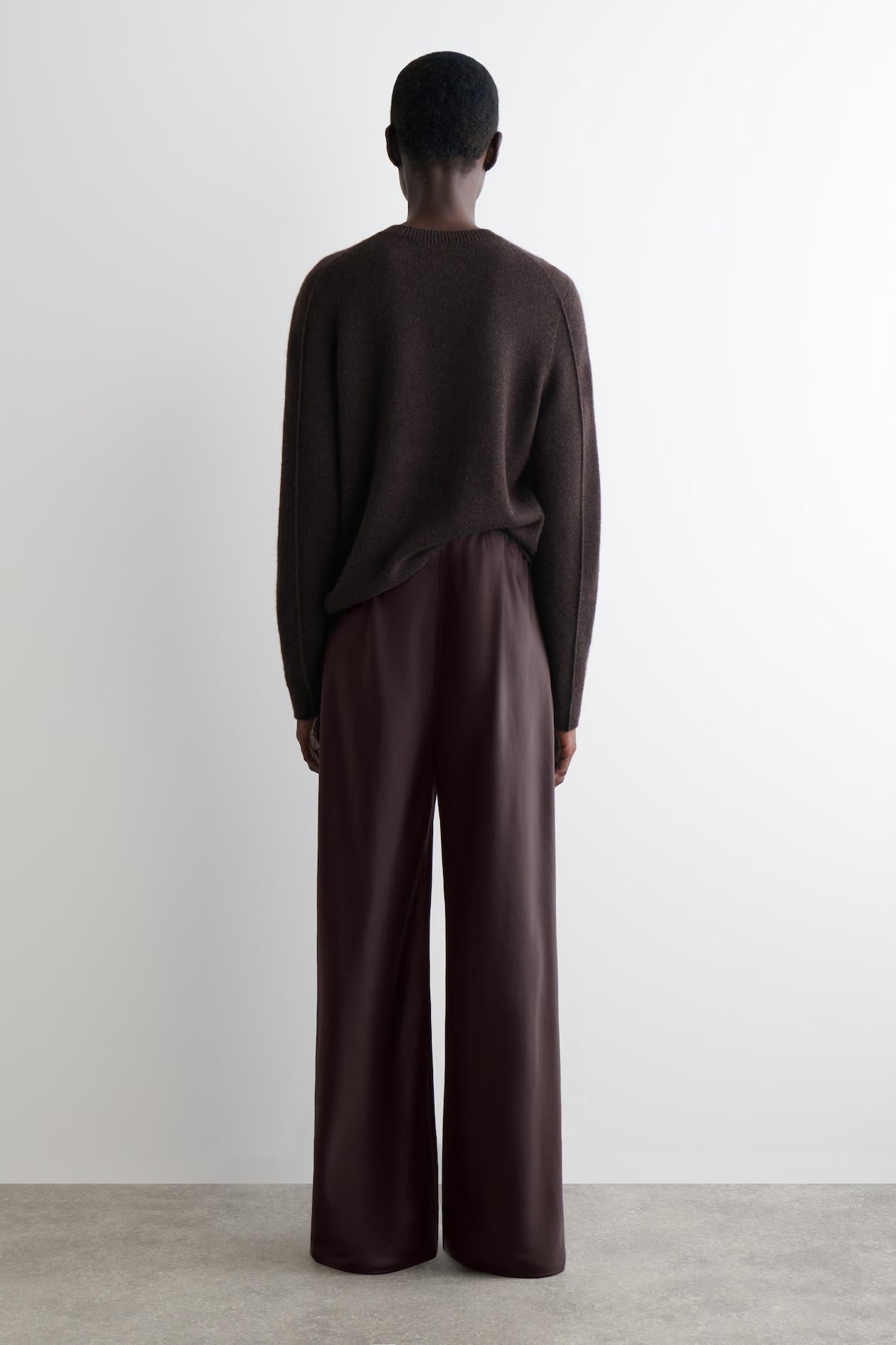 Pantalón de satén COS